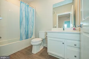 12880 Mosaic Pk Wy, Herndon, VA 20171 - Photo 17