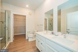 12880 Mosaic Pk Wy, Herndon, VA 20171 - Photo 13