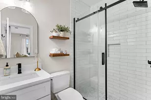 6910 Farragut Ave, Falls Church, VA 22042 - Photo 21