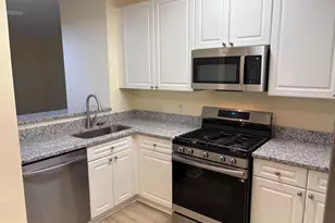 8183 Carnegie Hall Ct, Vienna, VA 22180 - Photo 5