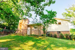 8901 Beauchamp Dr, Alexandria, VA 22309 - Photo 35