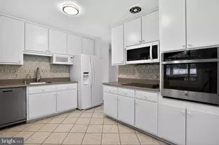 1452 Dewberry Ct, McLean, VA 22101 - Photo 15