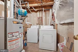 14434 Salisbury Plain Ct, Centreville, VA 20120 - Photo 17