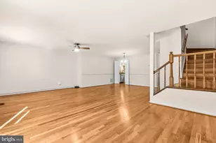 8931 Park Forest Dr, Springfield, VA 22152 - Photo 13