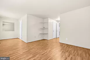 8931 Park Forest Dr, Springfield, VA 22152 - Photo 19