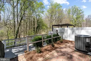 6392 8th Cir, Alexandria, VA 22312 - Photo 35