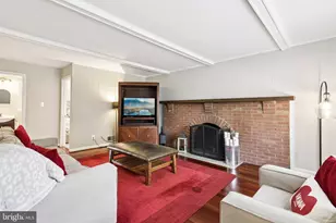 10305 Mountington Ct, Vienna, VA 22182 - Photo 9