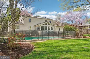 1707 Galloway Dr, Vienna, VA 22182 - Photo 71