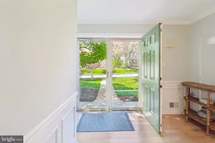 1707 Galloway Dr, Vienna, VA 22182 - Photo 3