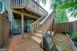 6586 Morning Meadow Dr, Alexandria, VA 22315 - Photo 31