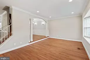 8251 Clifton Farm Ct, Alexandria, VA 22306 - Photo 5