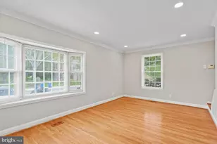 8251 Clifton Farm Ct, Alexandria, VA 22306 - Photo 7