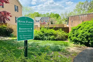 8251 Clifton Farm Ct, Alexandria, VA 22306 - Photo 5