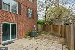 8251 Clifton Farm Ct, Alexandria, VA 22306 - Photo 39