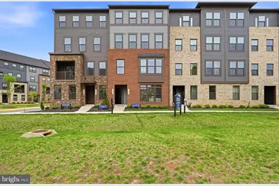 14538 George Carter Way NE #287, Chantilly, VA 20151 - Photo 3