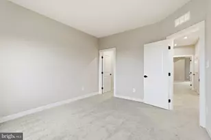 14538 George Carter Way NE, Chantilly, VA 20151 - Photo 51