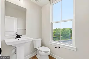 14538 George Carter Way NE, Chantilly, VA 20151 - Photo 21