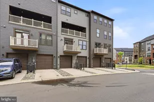 14538 George Carter Way NE, Chantilly, VA 20151 - Photo 71