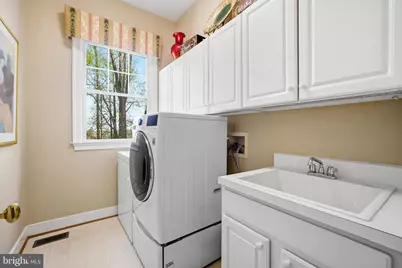 7286 Highland Estates Place, Falls Church, VA 22043 - Photo 39