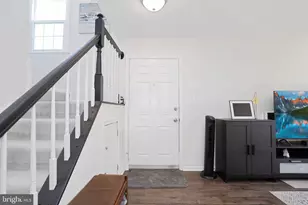 6038 Netherton St, Centreville, VA 20120 - Photo 3