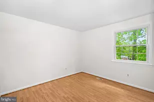 9361 Tartan View Dr, Fairfax, VA 22032 - Photo 37