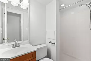 9361 Tartan View Dr, Fairfax, VA 22032 - Photo 43