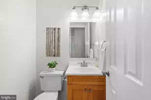 9361 Tartan View Dr, Fairfax, VA 22032 - Photo 13