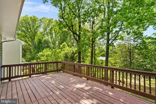9361 Tartan View Dr, Fairfax, VA 22032 - Photo 51