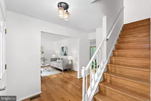 9361 Tartan View Dr, Fairfax, VA 22032 - Photo 5