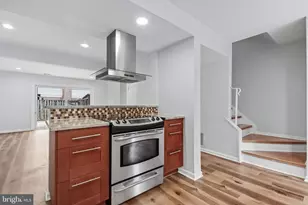 6518 Yadkin Ct, Alexandria, VA 22310 - Photo 7