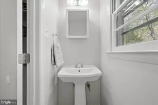 8414 Danford Ct, Springfield, VA 22152 - Photo 13