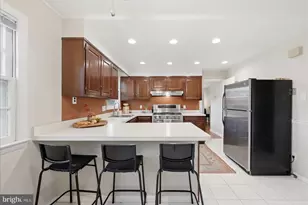 8414 Danford Ct, Springfield, VA 22152 - Photo 11