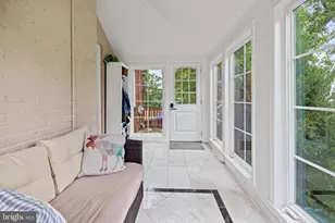 7241 Lee Hwy, Falls Church, VA 22046 - Photo 25