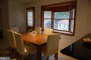 1983 Horse Shoe Dr, Vienna, VA 22182 - Photo 5