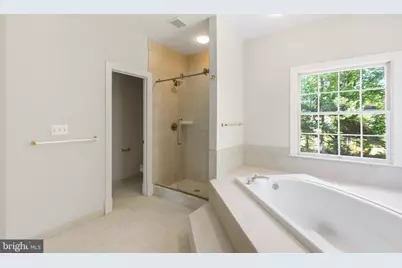 9395 Wolf Trap Creek Court, Great Falls, VA 22066 - Photo 47