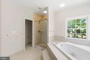 9395 Wolf Trap Creek Ct, Great Falls, VA 22066 - Photo 47