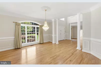 9395 Wolf Trap Creek Court, Great Falls, VA 22066 - Photo 11