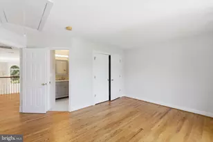 9395 Wolf Trap Creek Ct, Great Falls, VA 22066 - Photo 39