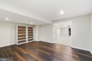 9395 Wolf Trap Creek Ct, Great Falls, VA 22066 - Photo 57
