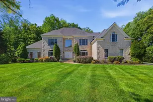 9395 Wolf Trap Creek Ct, Great Falls, VA 22066 - Photo 1