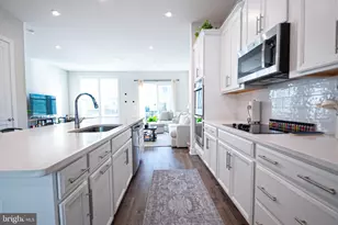 2453 Liberty Loop, Herndon, VA 20171 - Photo 27