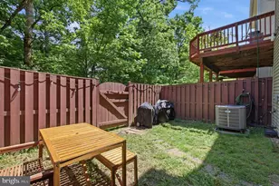 2078 Capstone, Herndon, VA 20170 - Photo 35