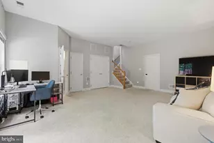 2078 Capstone, Herndon, VA 20170 - Photo 33