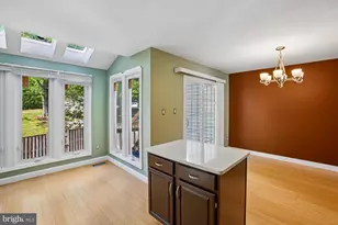 13829 Wakley Ct, Centreville, VA 20121 - Photo 15