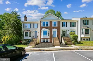 13829 Wakley Ct, Centreville, VA 20121 - Photo 3