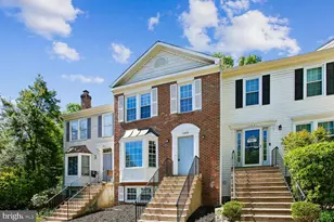 13829 Wakley Ct, Centreville, VA 20121 - Photo 5