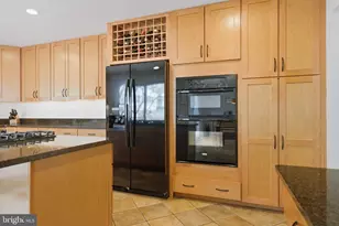 4625 Valerie Ct, Annandale, VA 22003 - Photo 11