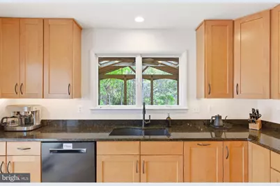 4625 Valerie Court, Annandale, VA 22003 - Photo 9