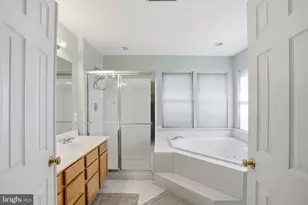 5341 Rosemallow Cir, Centreville, VA 20120 - Photo 27