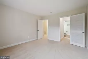 8312 Kingsgate Rd, Springfield, VA 22152 - Photo 19